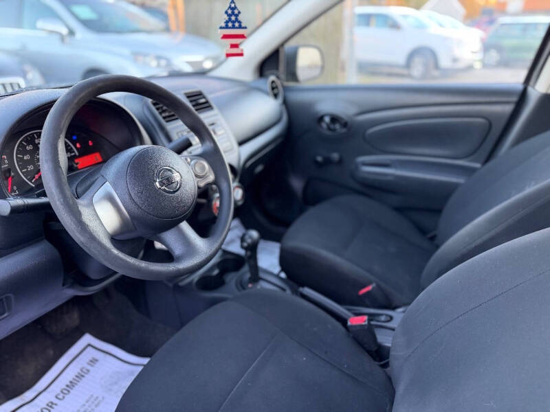 2014 Nissan Versa 1.6 S Plus