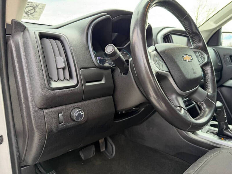 2017 Chevrolet Colorado LT