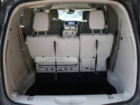 2021 Chrysler Pacifica Touring L