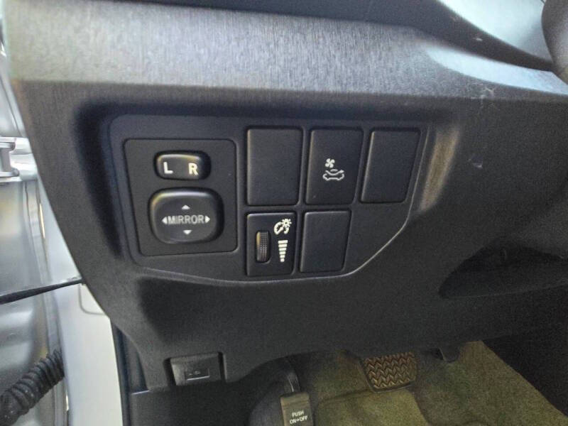 2012 Toyota Prius Four
