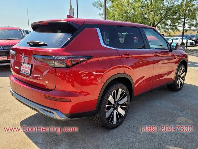 2025 Mitsubishi Outlander SE