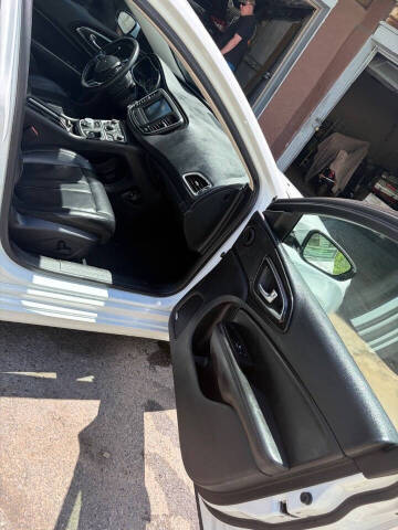 2016 Chrysler 200 C Platinum