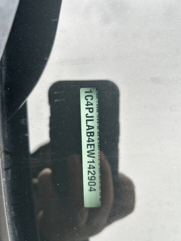 2014 Jeep Cherokee Sport