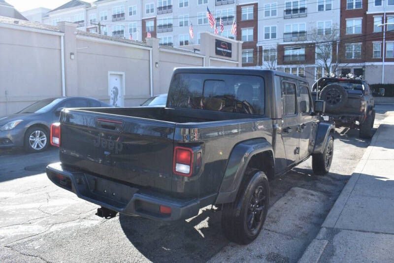 2022 Jeep Gladiator Altitude
