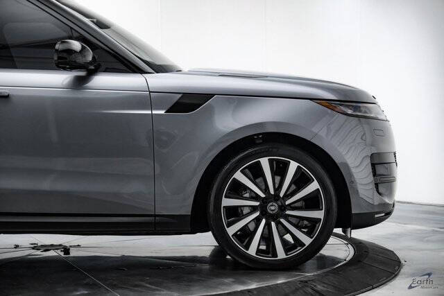 2024 Land Rover Range Rover Sport P360 SE