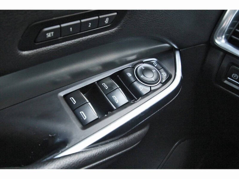 2021 Cadillac XT4 Premium Luxury