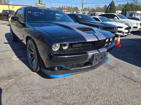 2015 Dodge Challenger SRT 392