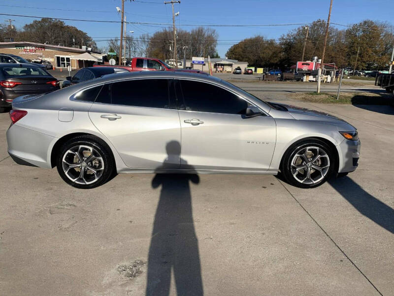 2020 Chevrolet Malibu 1LT photo 4