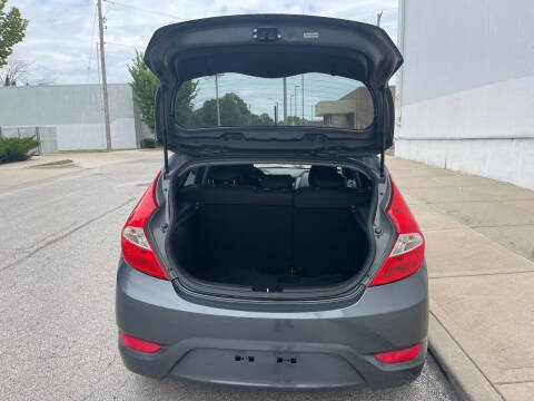 2012 Hyundai Accent GS