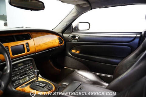 2001 Jaguar XKR