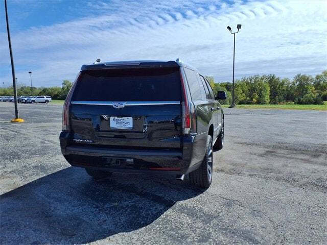 2020 Cadillac Escalade Platinum