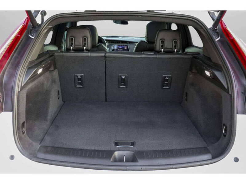 2022 Cadillac XT4 Luxury