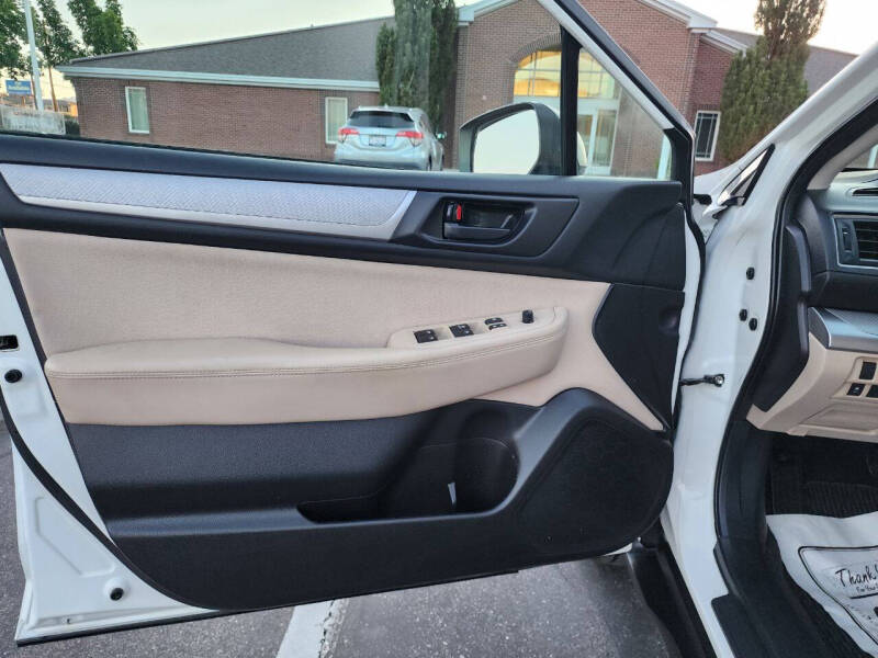 2017 Subaru Outback 2.5i