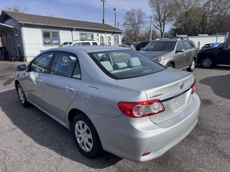 2011 Toyota Corolla LE
