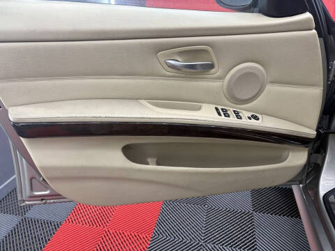 2011 BMW 3 Series 328i