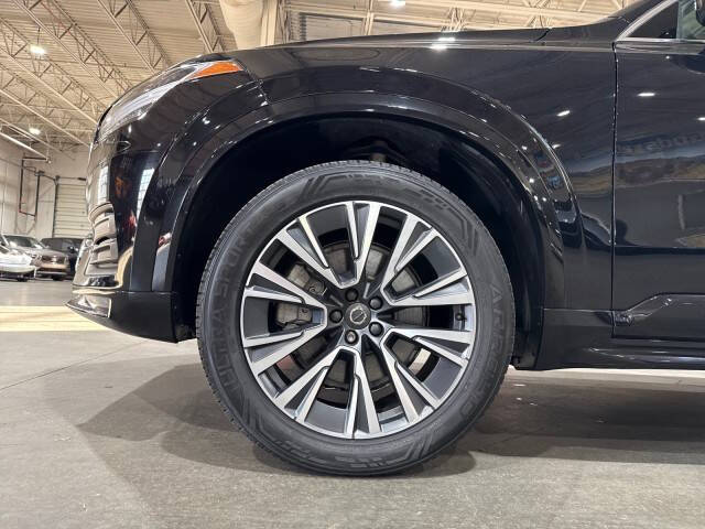 2022 Volvo XC90 T5 Momentum