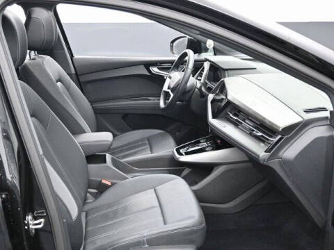 2023 Audi Q4 e-tron quattro Premium 50