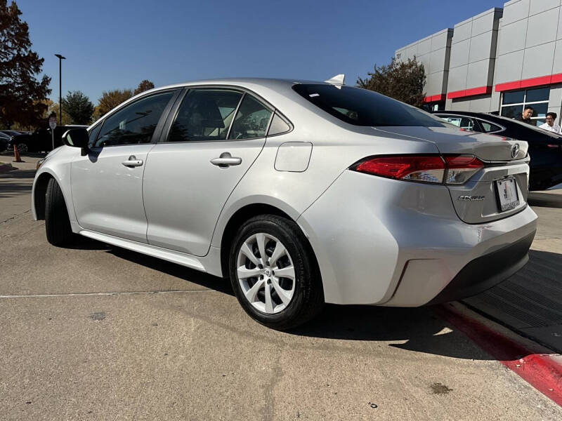 2025 Toyota Corolla Hybrid LE