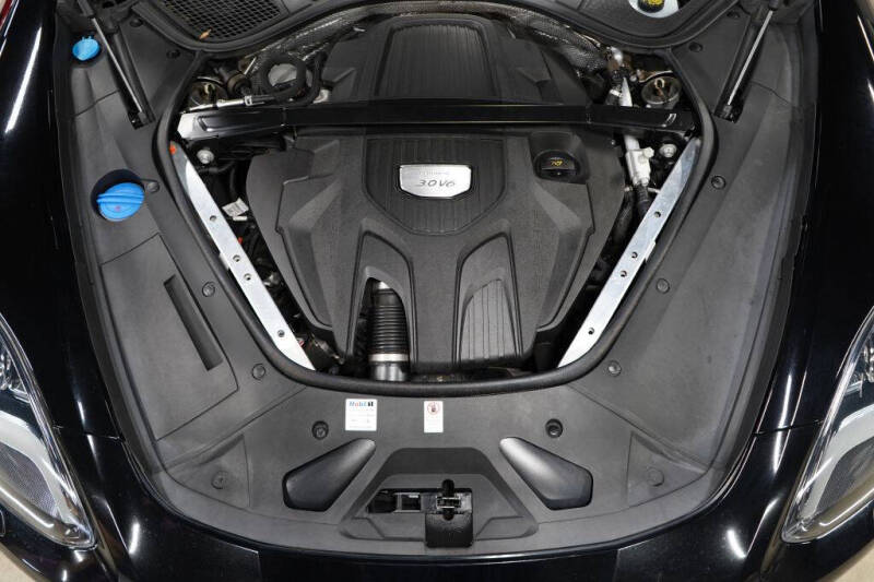 2018 Porsche Panamera