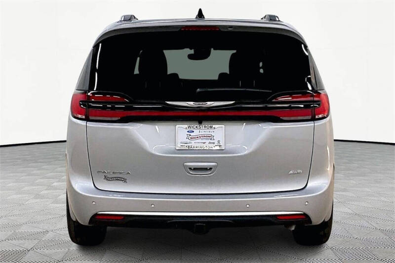 2026 Chrysler Pacifica Pinnacle