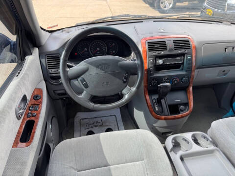 2005 Kia Sedona EX