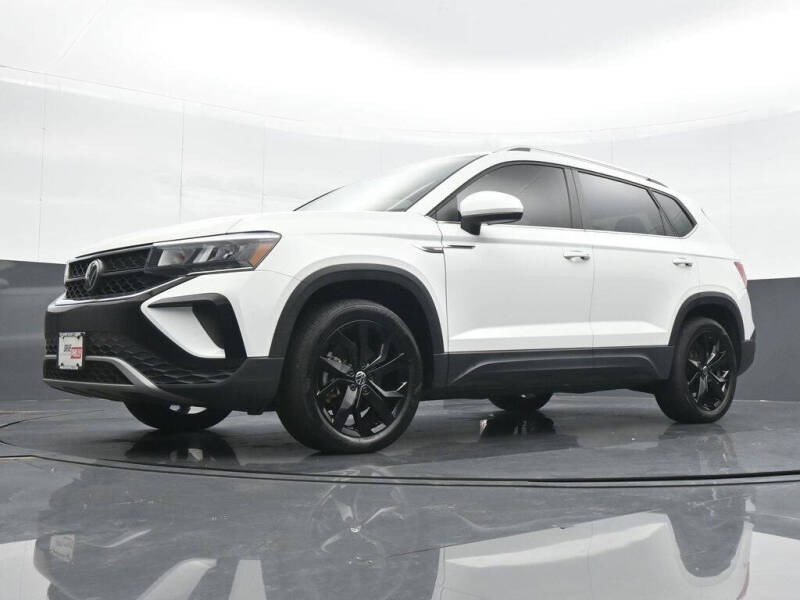 2022 Volkswagen Taos SE 4Motion