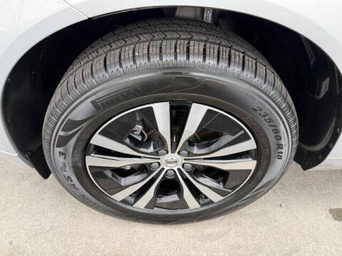 2024 Volvo XC60 B5 Core Dark Theme