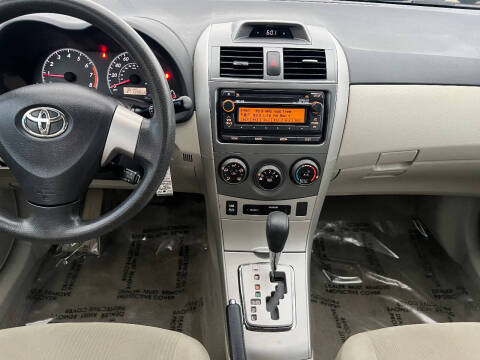 2012 Toyota Corolla LE