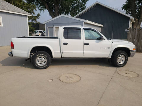 2002 Dodge Dakota for sale at J & J Auto Sales in Sioux City IA