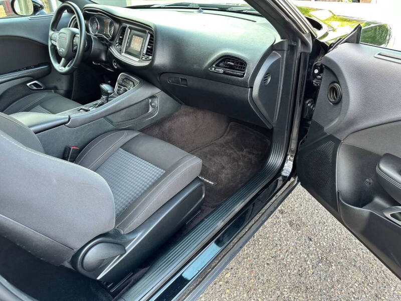 2017 Dodge Challenger