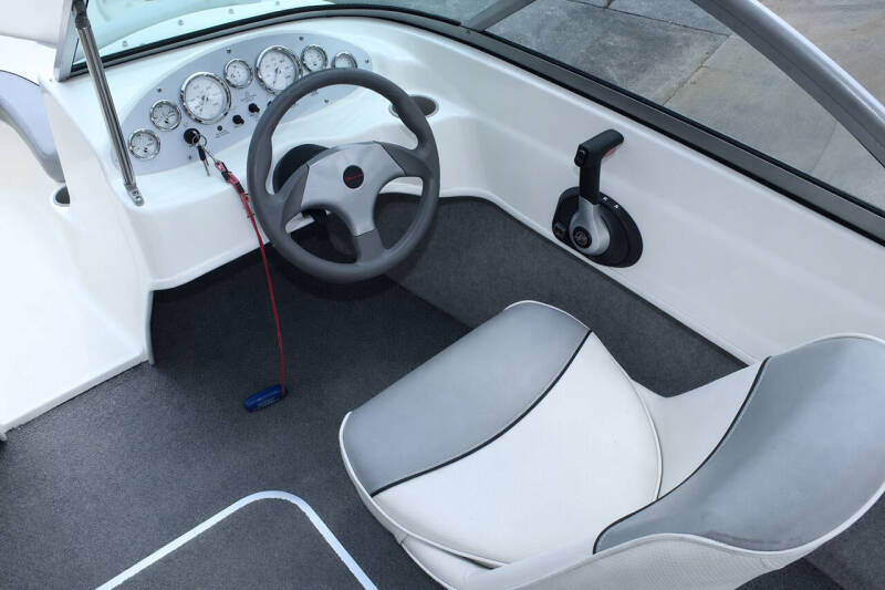 2011 Bayliner 175 BR
