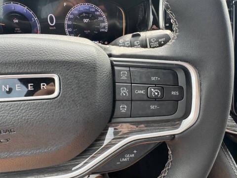 2022 Jeep Wagoneer