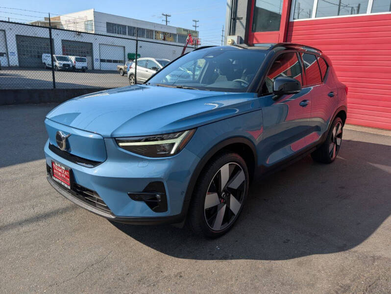 2023 Volvo XC40 Recharge Twin Ultimate