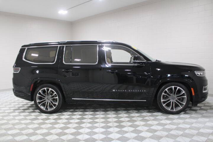 2022 Jeep Grand Wagoneer Series III