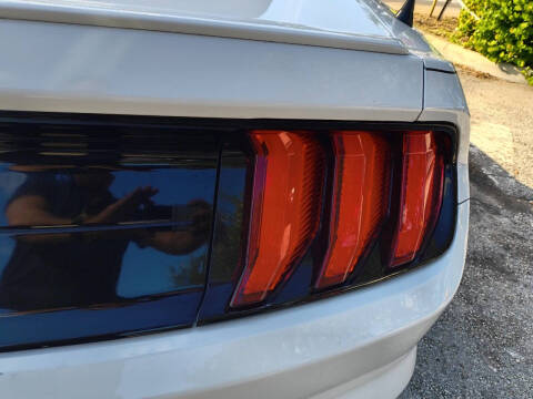 2022 Ford Mustang EcoBoost Premium