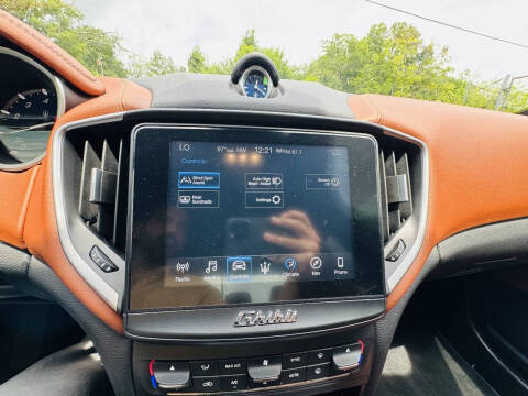 2017 Maserati Ghibli S