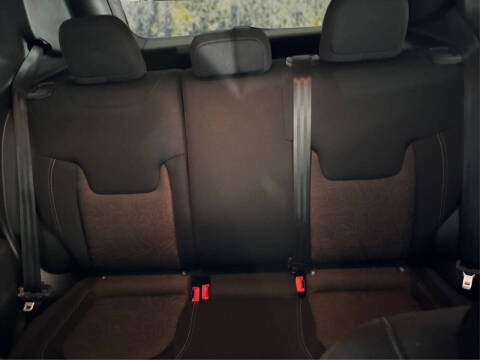 2023 Jeep Renegade Upland