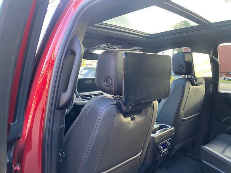 2021 Chevrolet Suburban RST