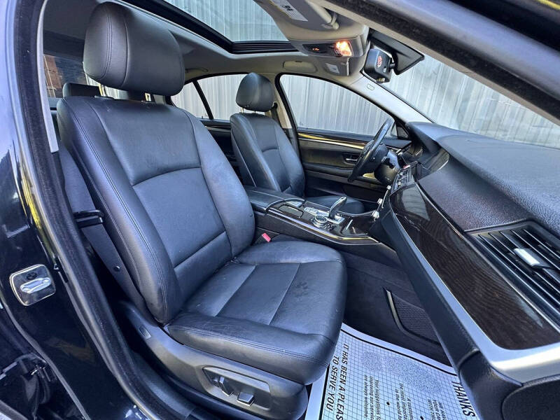 2014 BMW 5 Series 528i