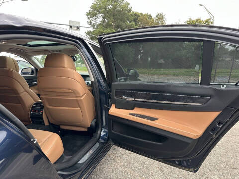 2010 BMW 7 Series 750Li xDrive