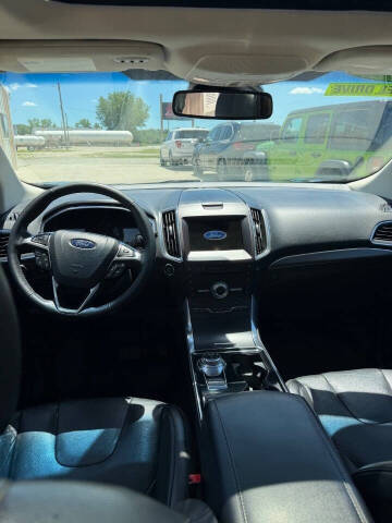 2019 Ford Edge Titanium