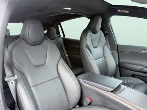 2023 Tesla Model X Standard Range