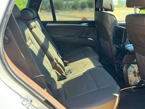 2007 BMW X5 4.8i
