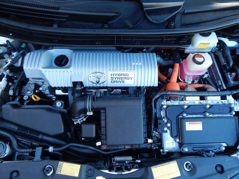 2014 Toyota Prius Three