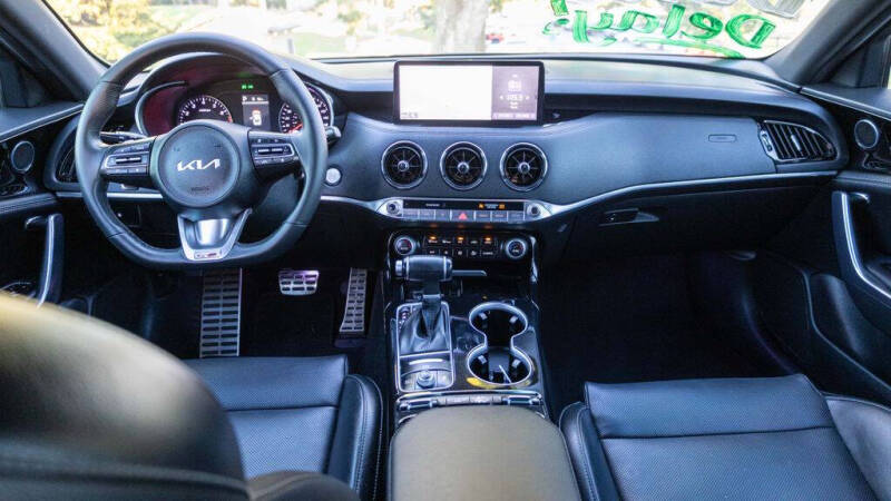2022 Kia Stinger