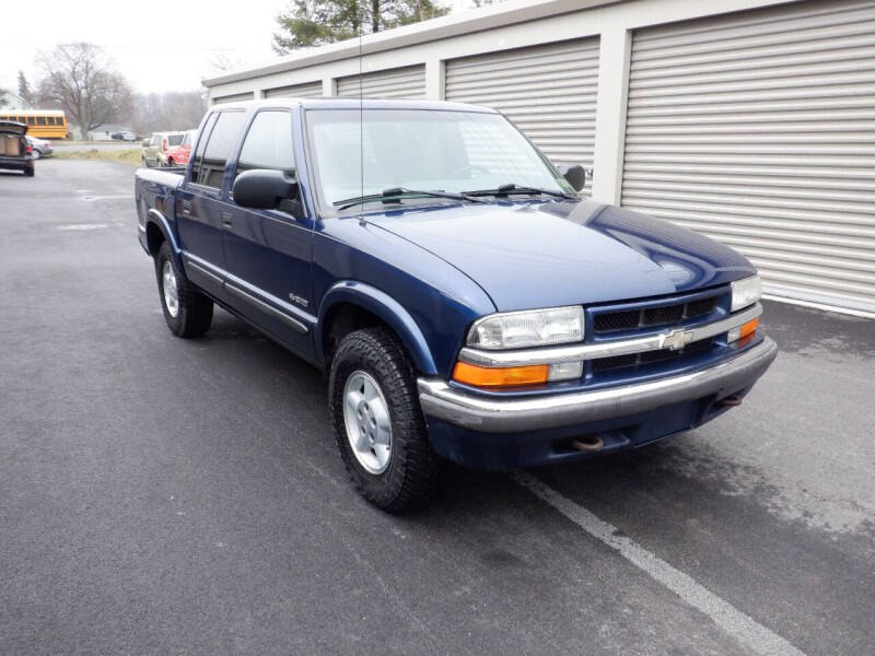 2002 Chevrolet S-10 for sale at Paradise Motors Inc. in Paradise PA