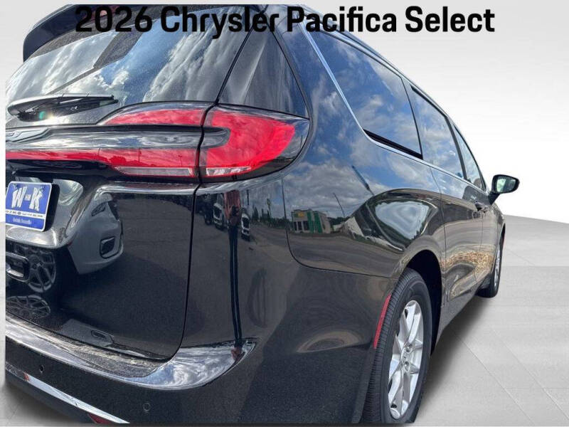 2026 Chrysler Pacifica Select