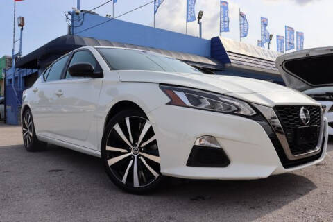 2021 Nissan Altima for sale at OCEAN AUTO SALES in Miami FL