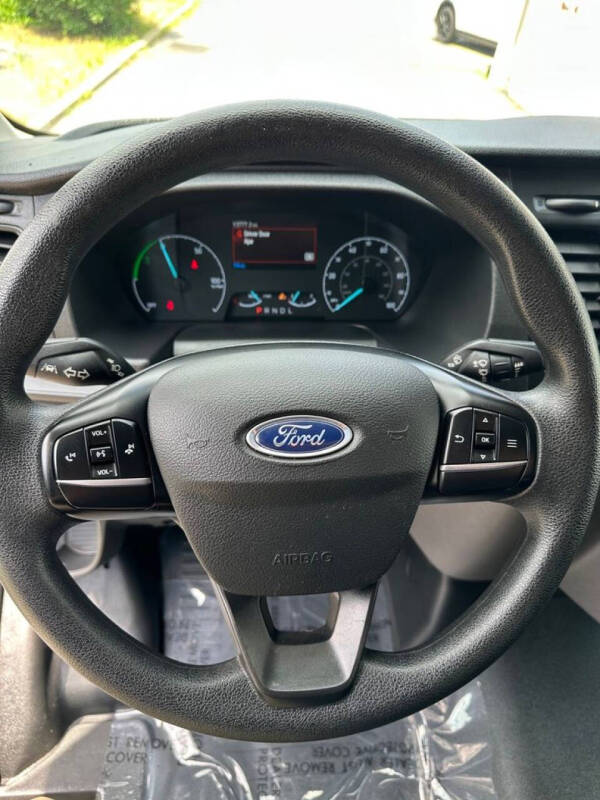 2023 Ford E-Transit