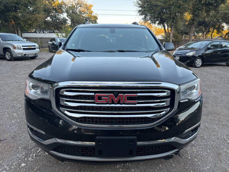 2017 GMC Acadia SLE-2